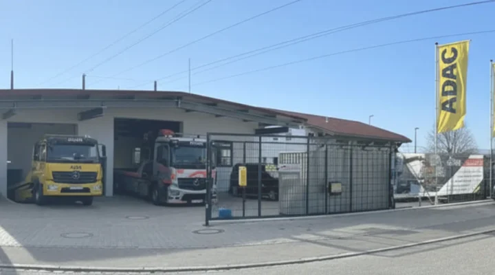 Standort ESTNER in Grabenstätt mit Abschleppdienst, Mietwagen und Umweltservice Fahrzeugen
