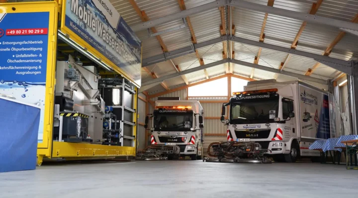 Fahrzeuge und Technik des Umweltservice Tegernseer Tal am Standort Rosenheim
